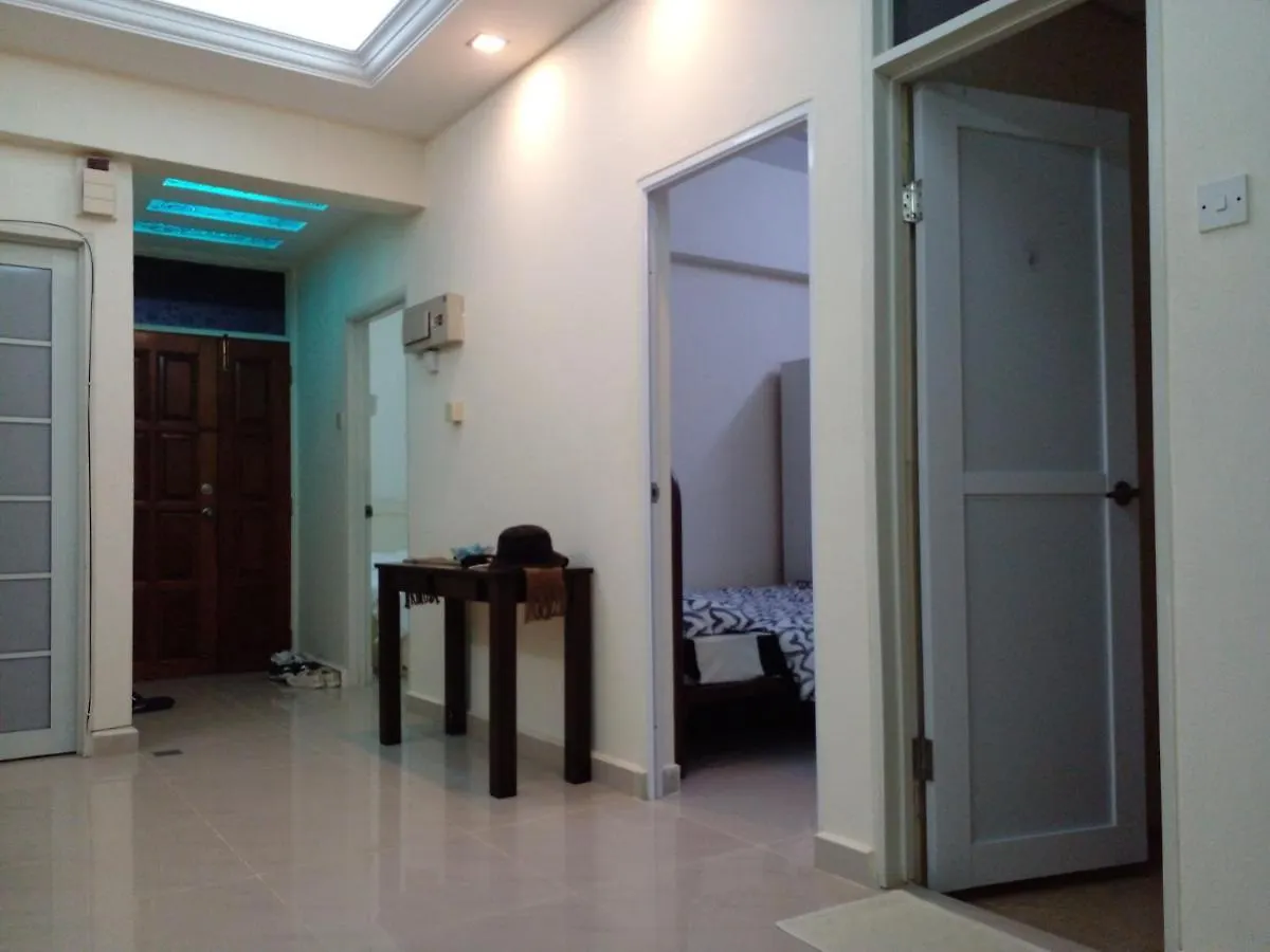 Apartment Privacy Room & Bath Georgetown Malaysia